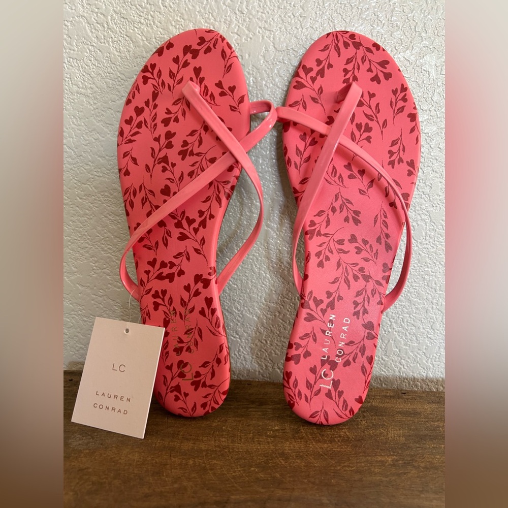 NWT LC Lauren Conrad Pink Red Floral Sandals. Size 10 - Picture 2 of 7